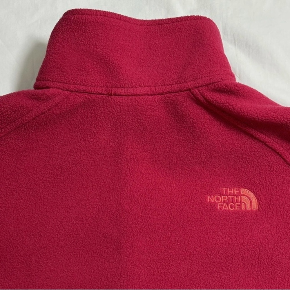 The North Face Raspberry Full-Zip Jacket - Picture 4 of 6